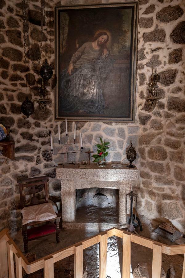 Old House Hotel มอนซานโต ภายนอก รูปภาพ